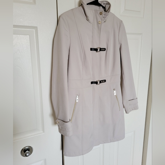 Ivanka Trump trench coat - Picture 4 of 8